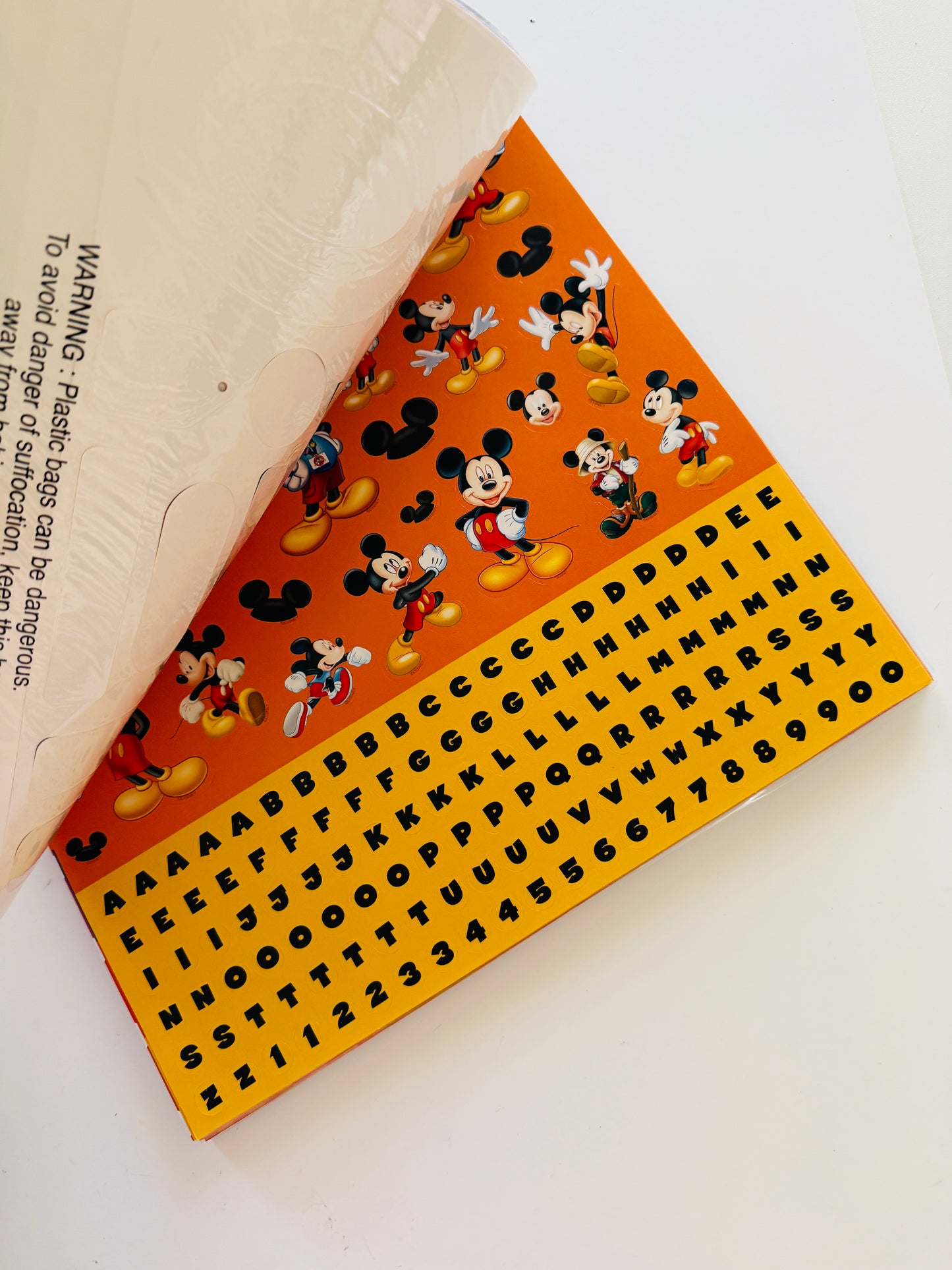 Disney Parks Deluxe Scrapbook Kit