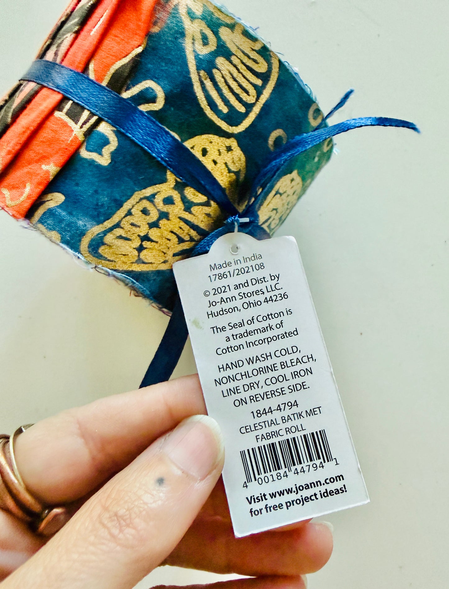 Fabric Roll - Celestial Batik Met