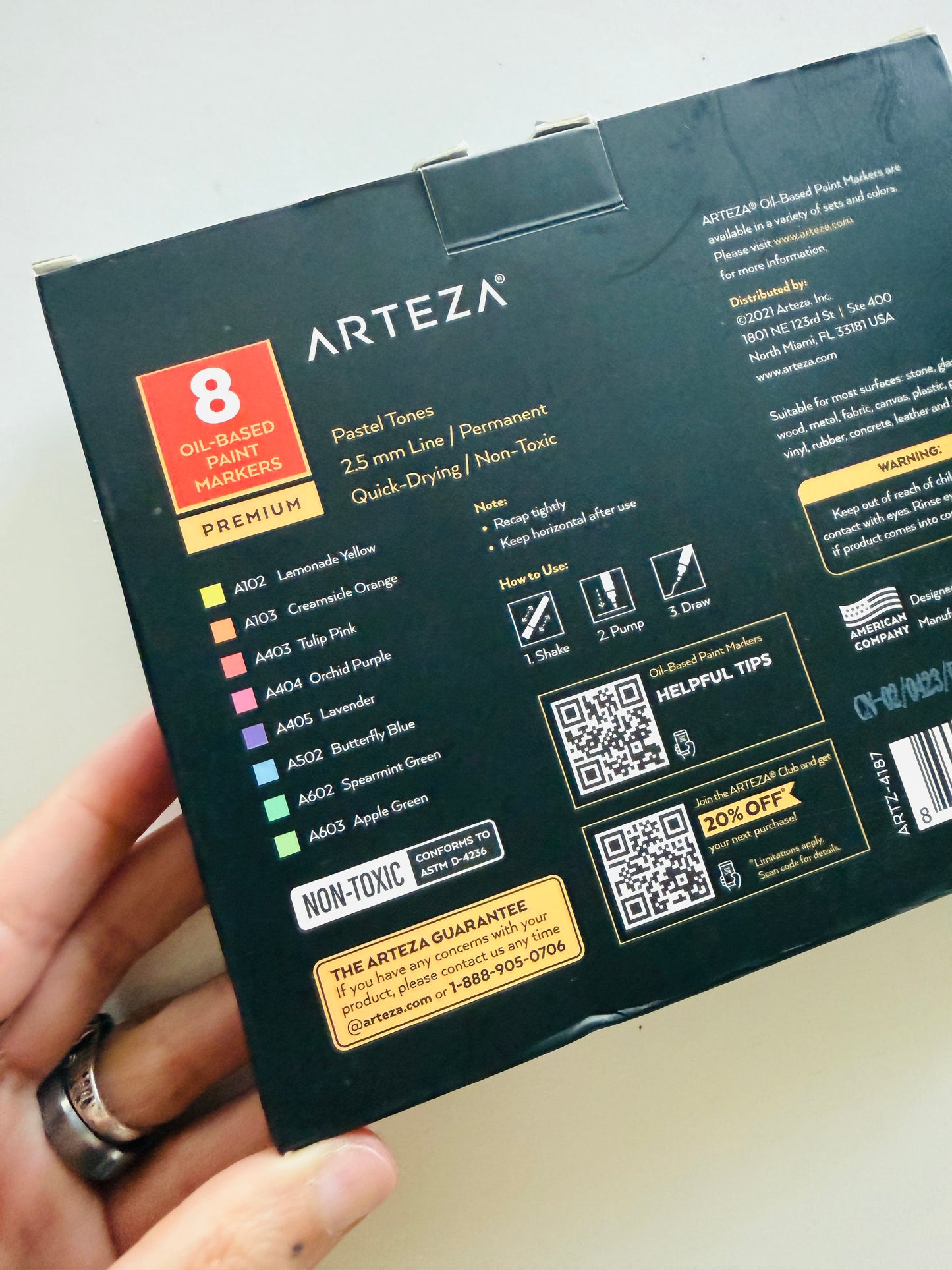 Arteza Oil Markers set of 8